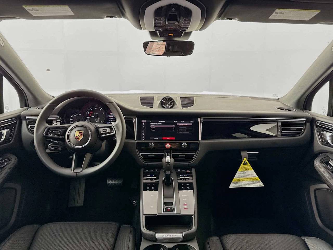 2025 Porsche Macan AWD