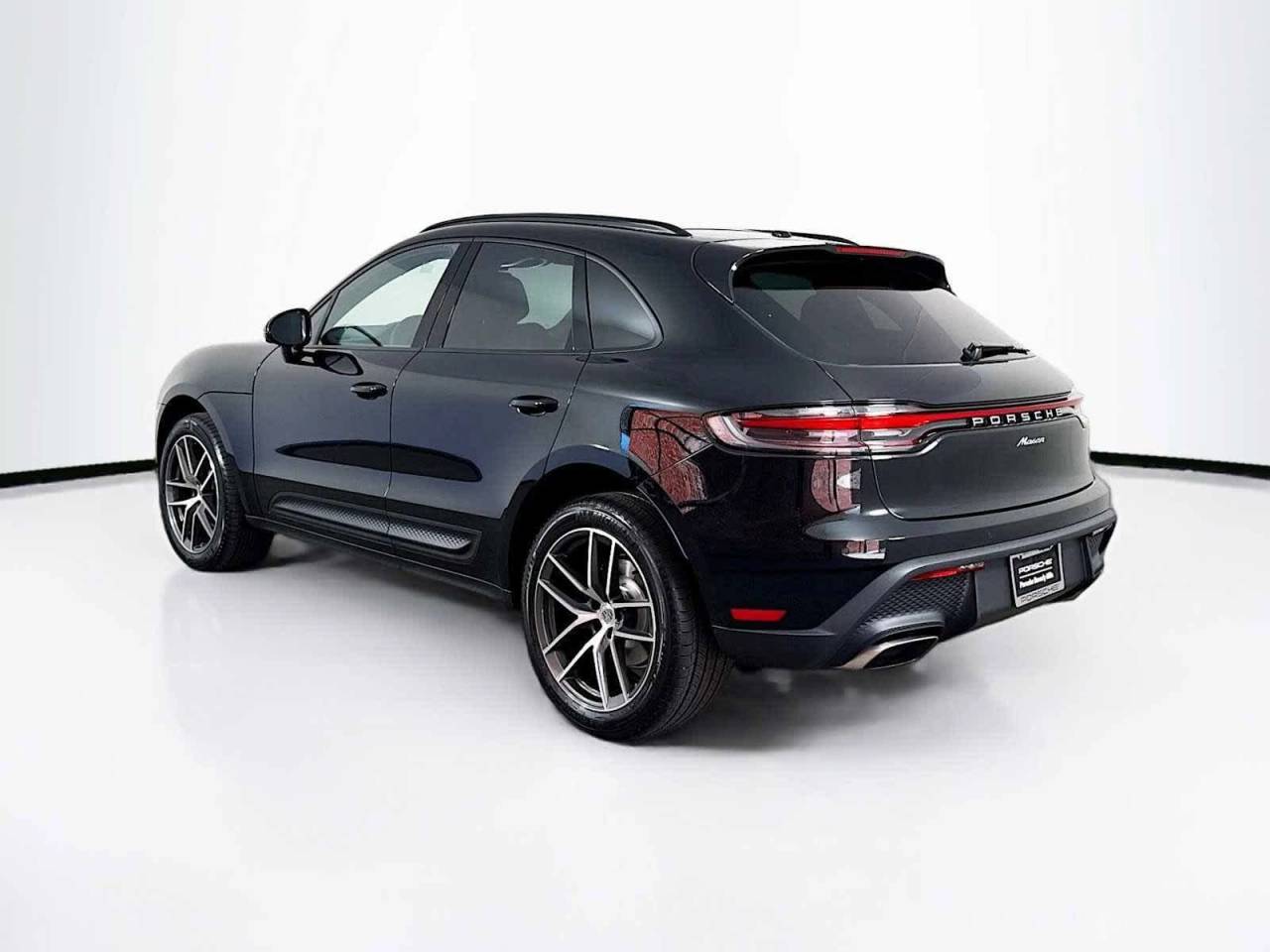 2025 Porsche Macan AWD