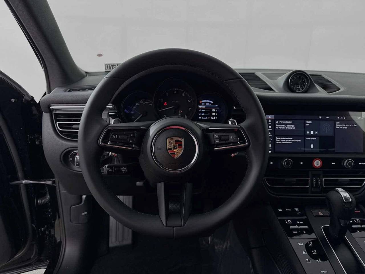 2026 Porsche Macan AWD