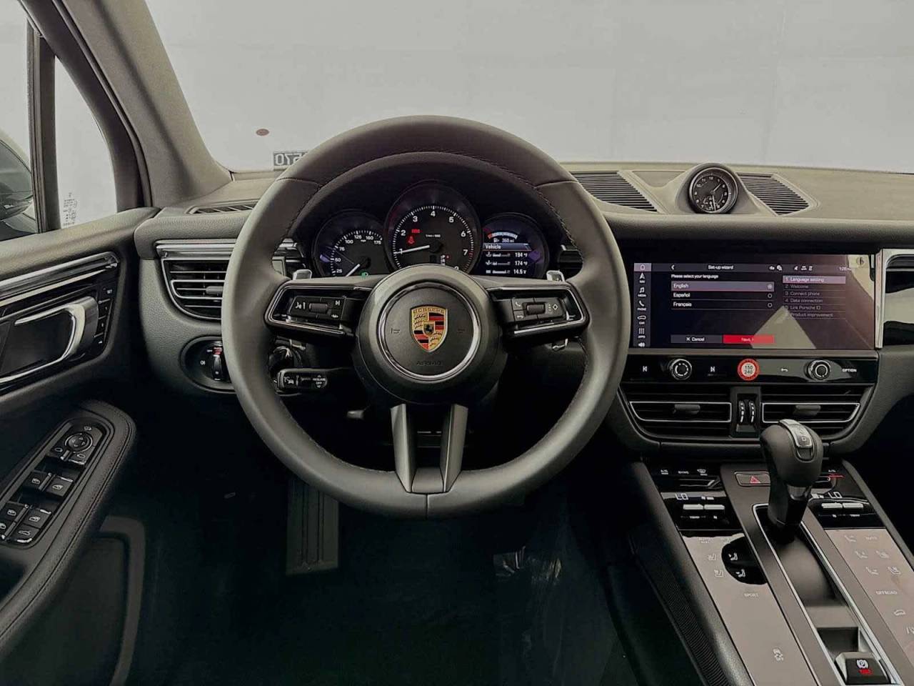 2026 Porsche Macan AWD