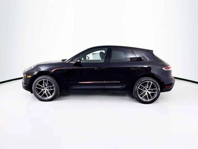2026 Porsche Macan AWD