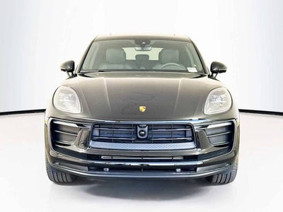 2026 Porsche Macan AWD