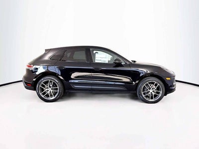 2026 Porsche Macan AWD