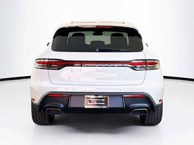 2026 Porsche Macan Base