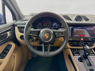 2026 Porsche Macan AWD