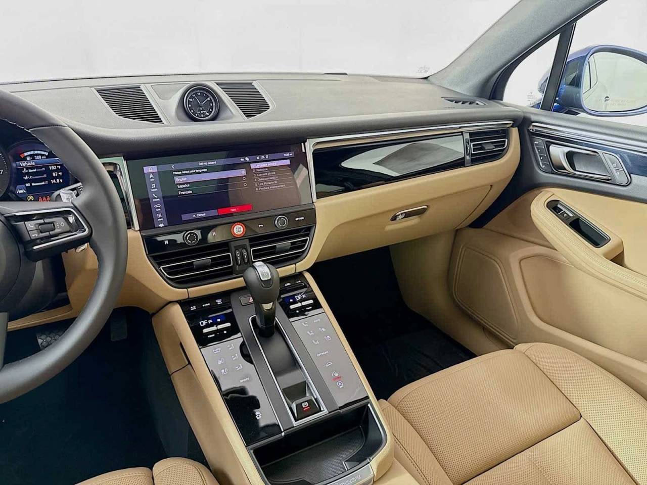 2026 Porsche Macan AWD