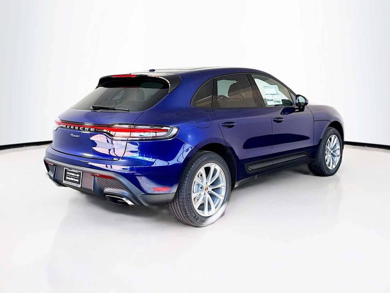 2026 Porsche Macan AWD
