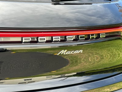 2026 Porsche Macan Macan
