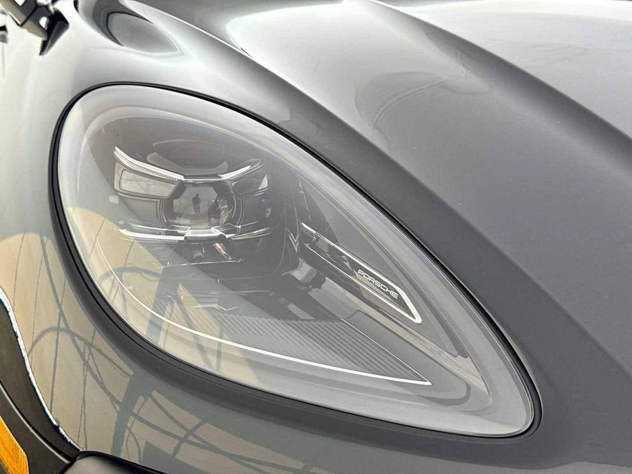 2026 Porsche Macan Macan
