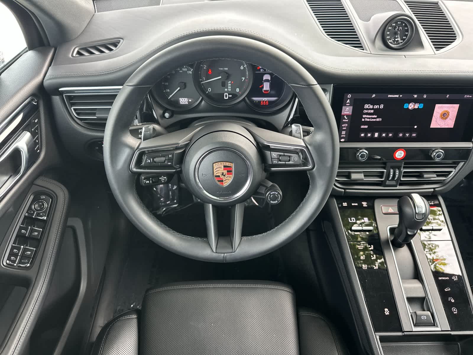 2026 Porsche Macan Base