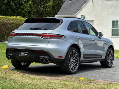 2026 Porsche Macan Base