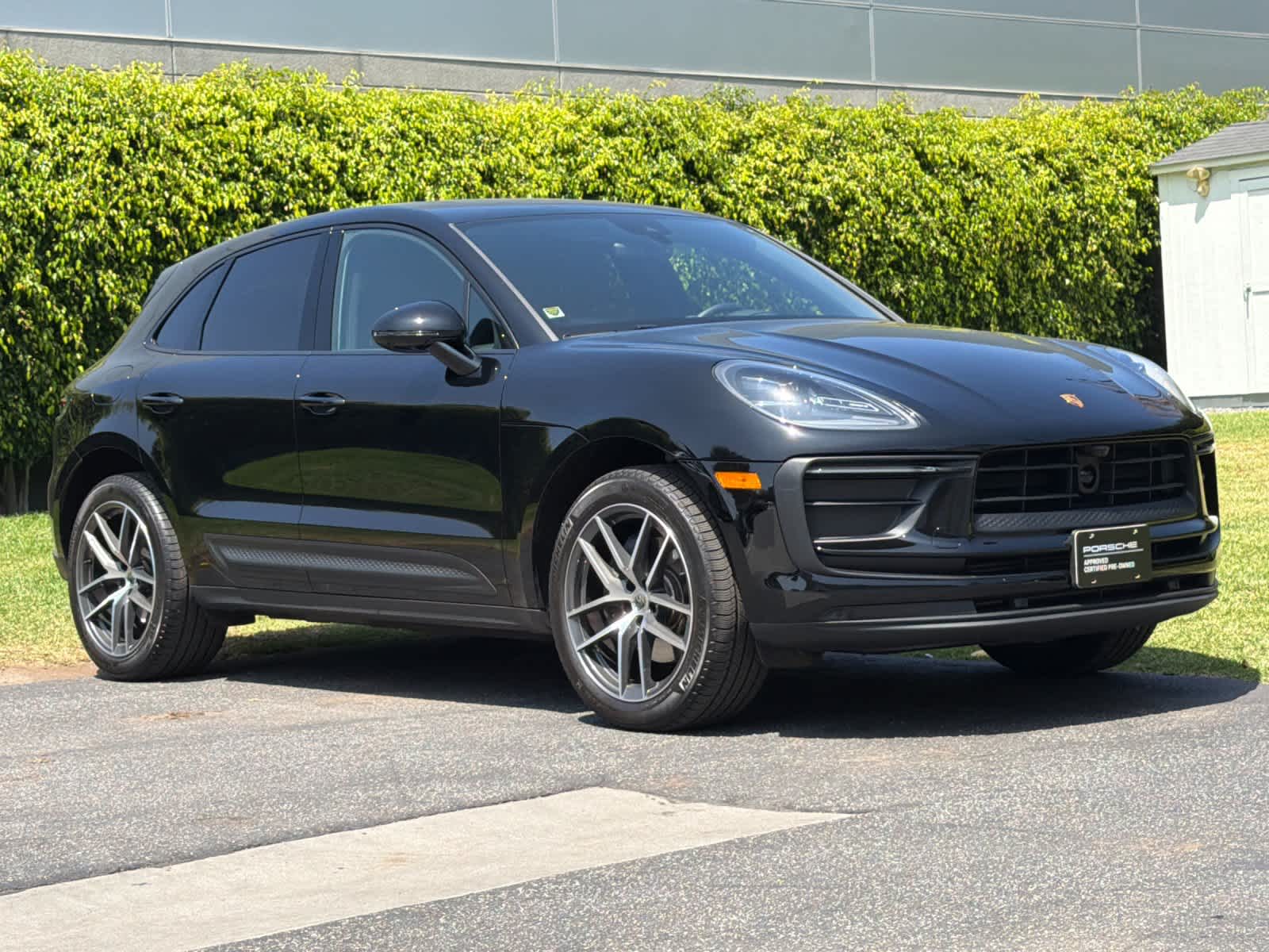2026 Porsche Macan Macan