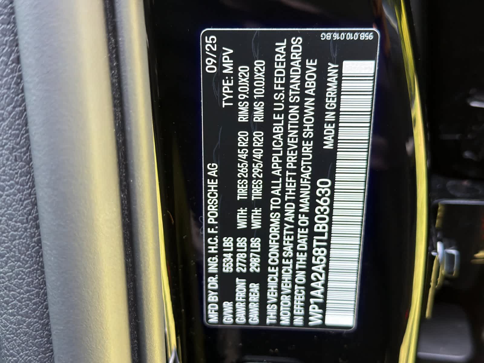 2026 Porsche Macan Macan