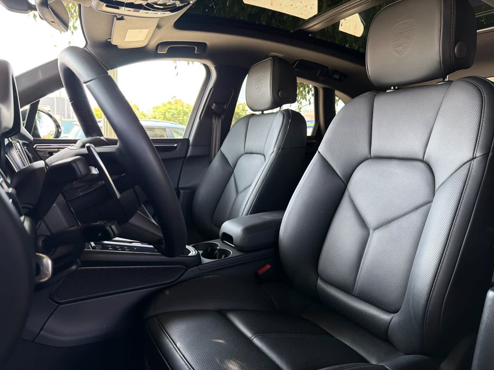 2026 Porsche Macan Macan