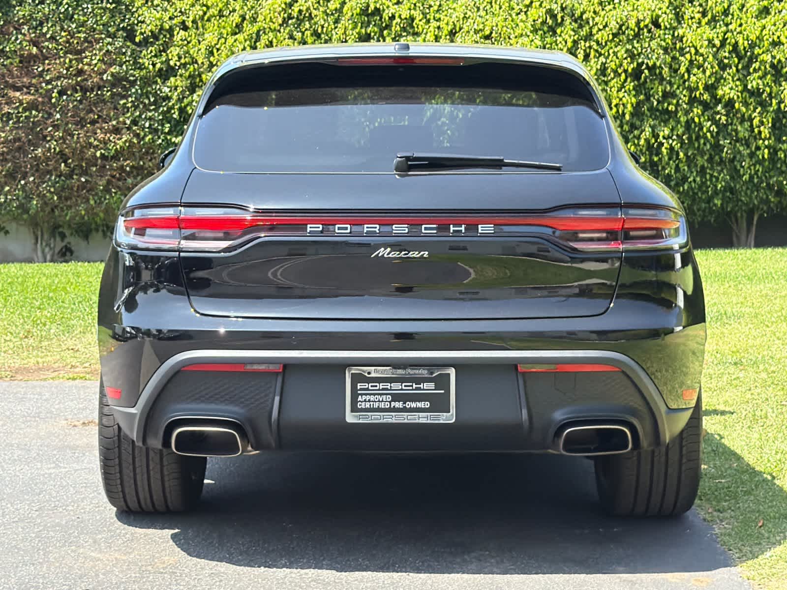 2026 Porsche Macan Macan
