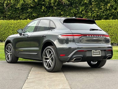2026 Porsche Macan Base