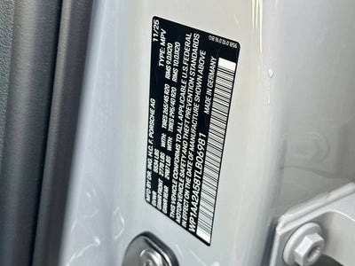 2026 Porsche Macan Base