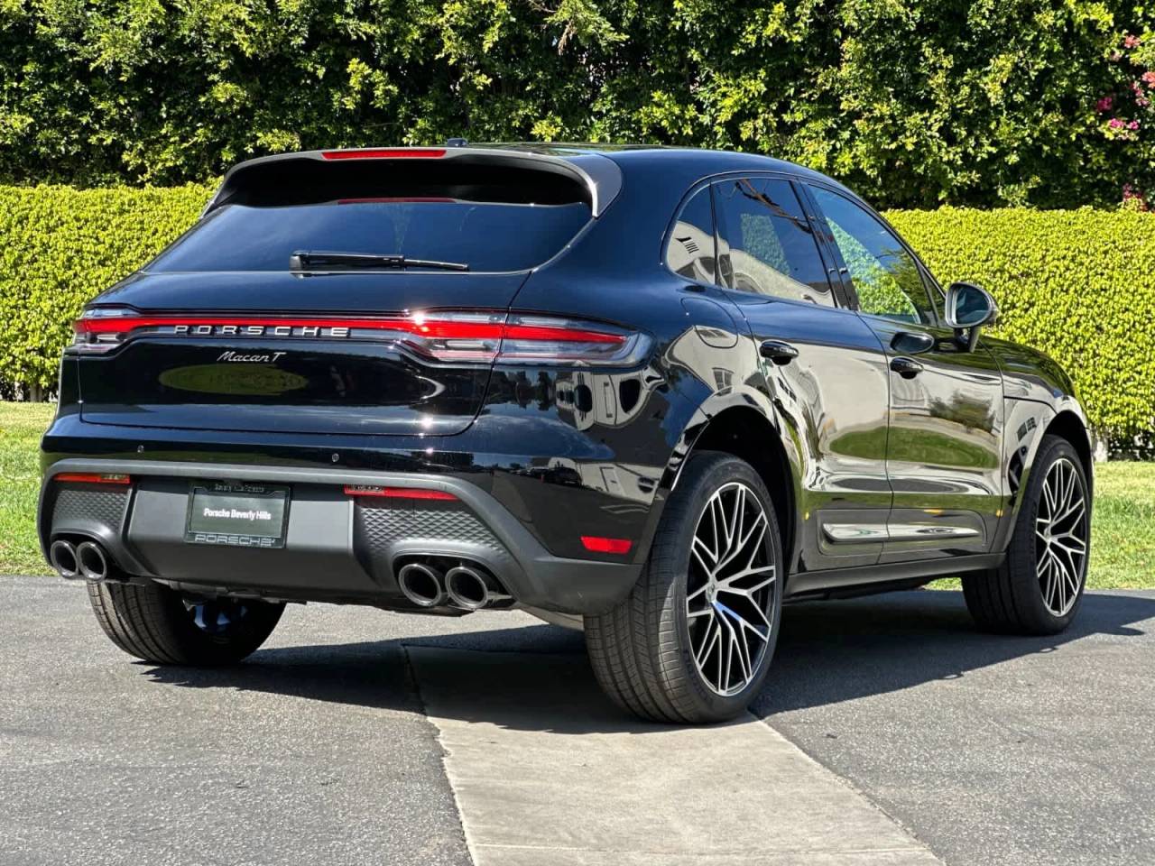 2026 Porsche Macan T