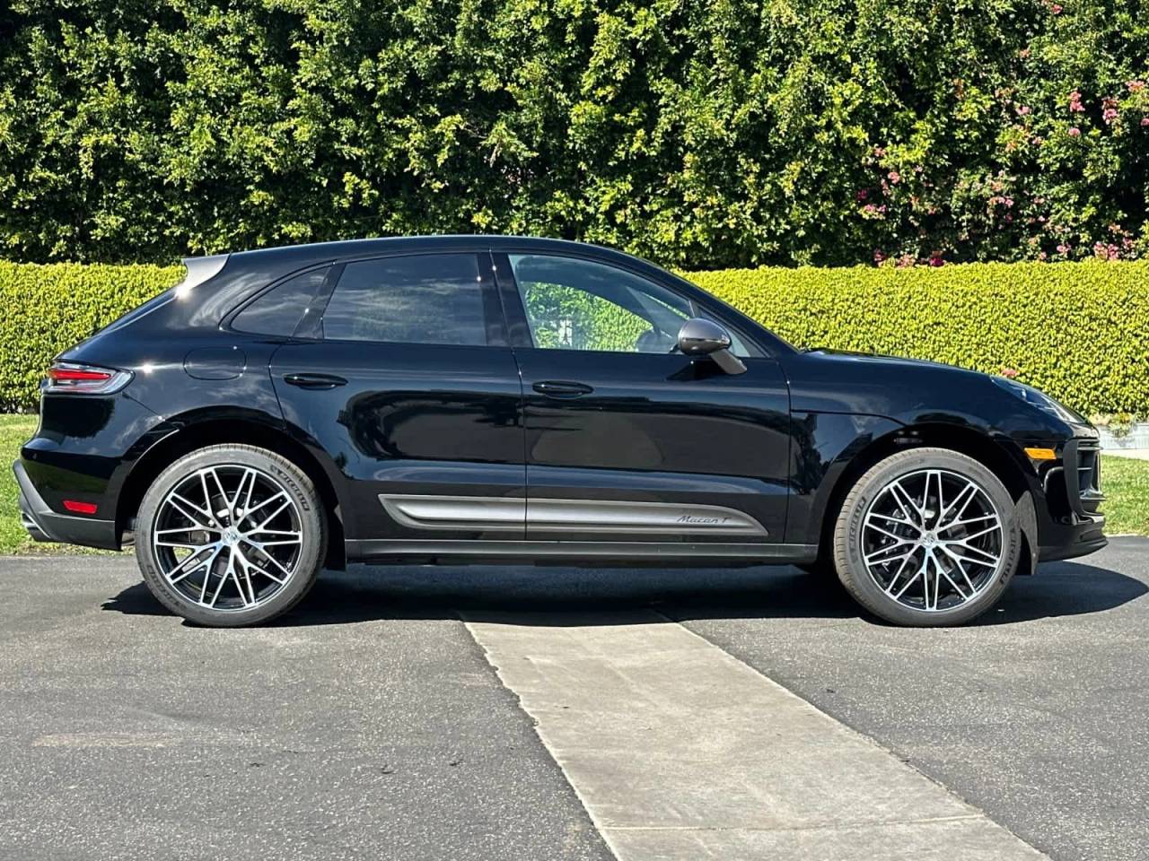 2026 Porsche Macan T