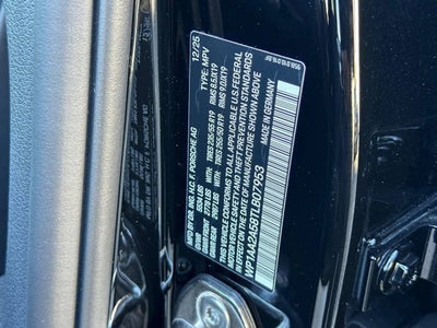 2026 Porsche Macan Base