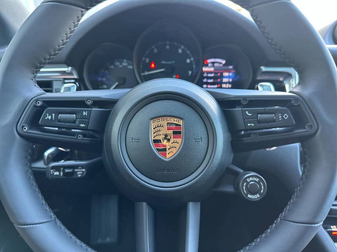 2026 Porsche Macan T