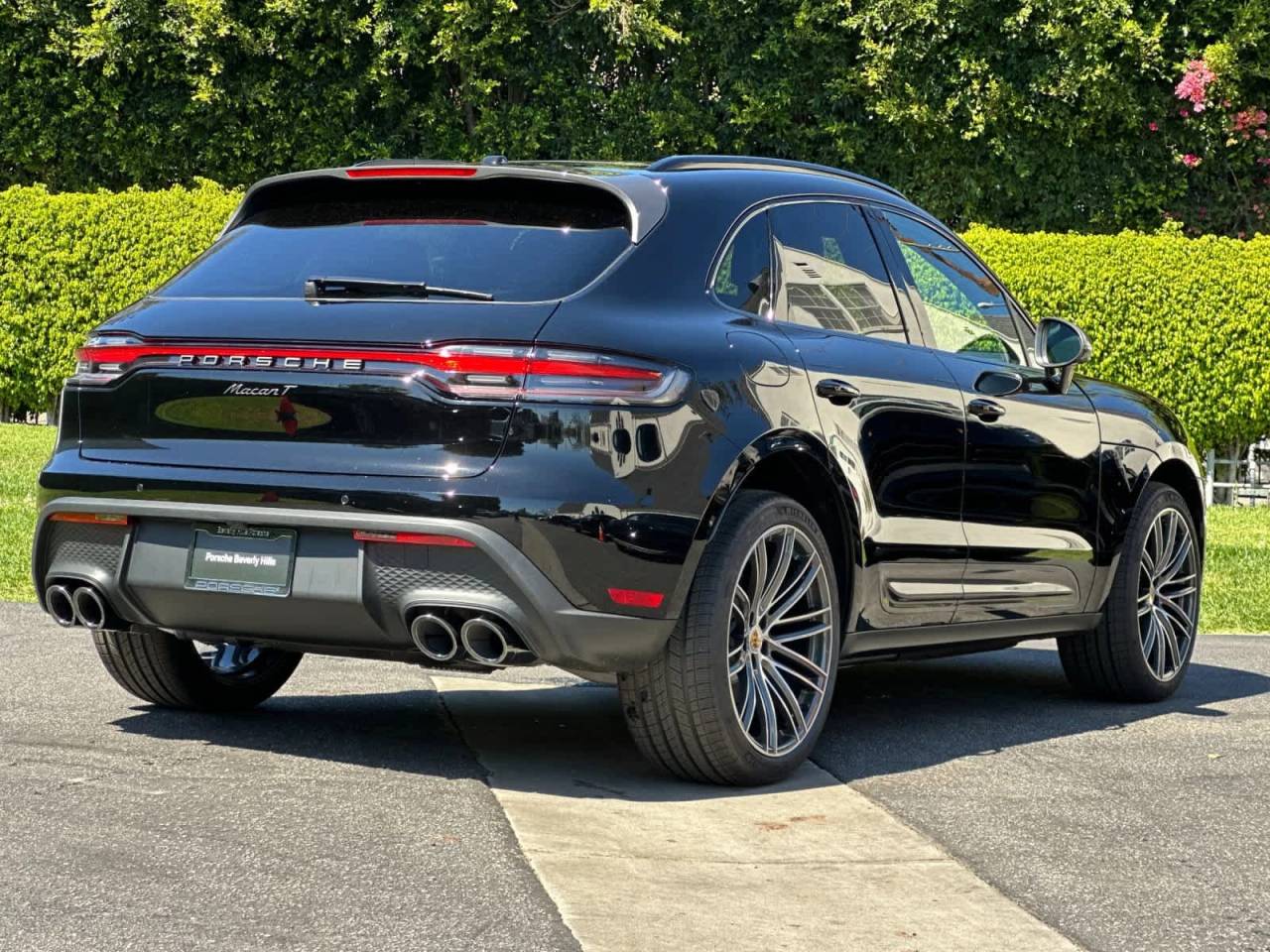 2026 Porsche Macan T