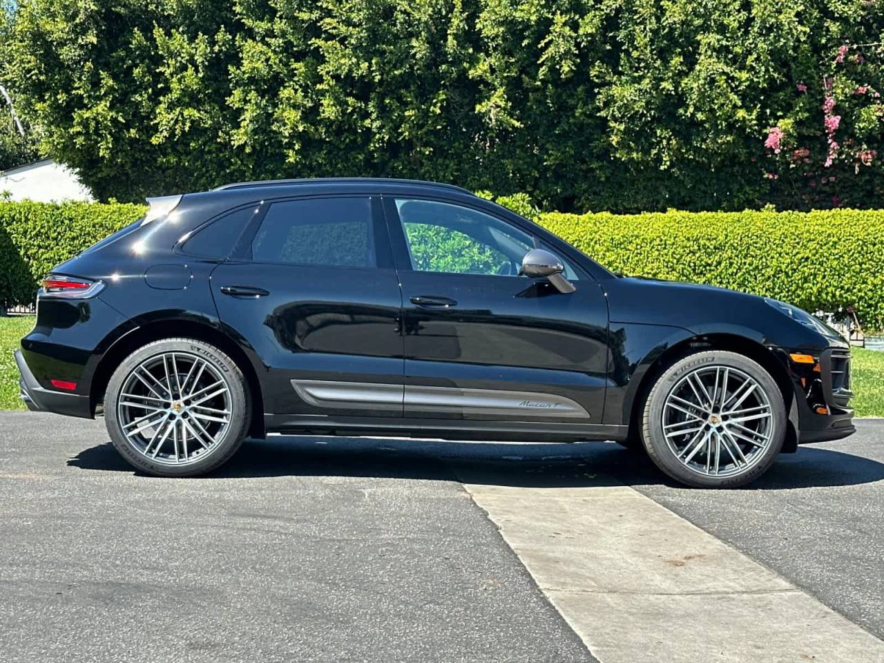 2026 Porsche Macan T