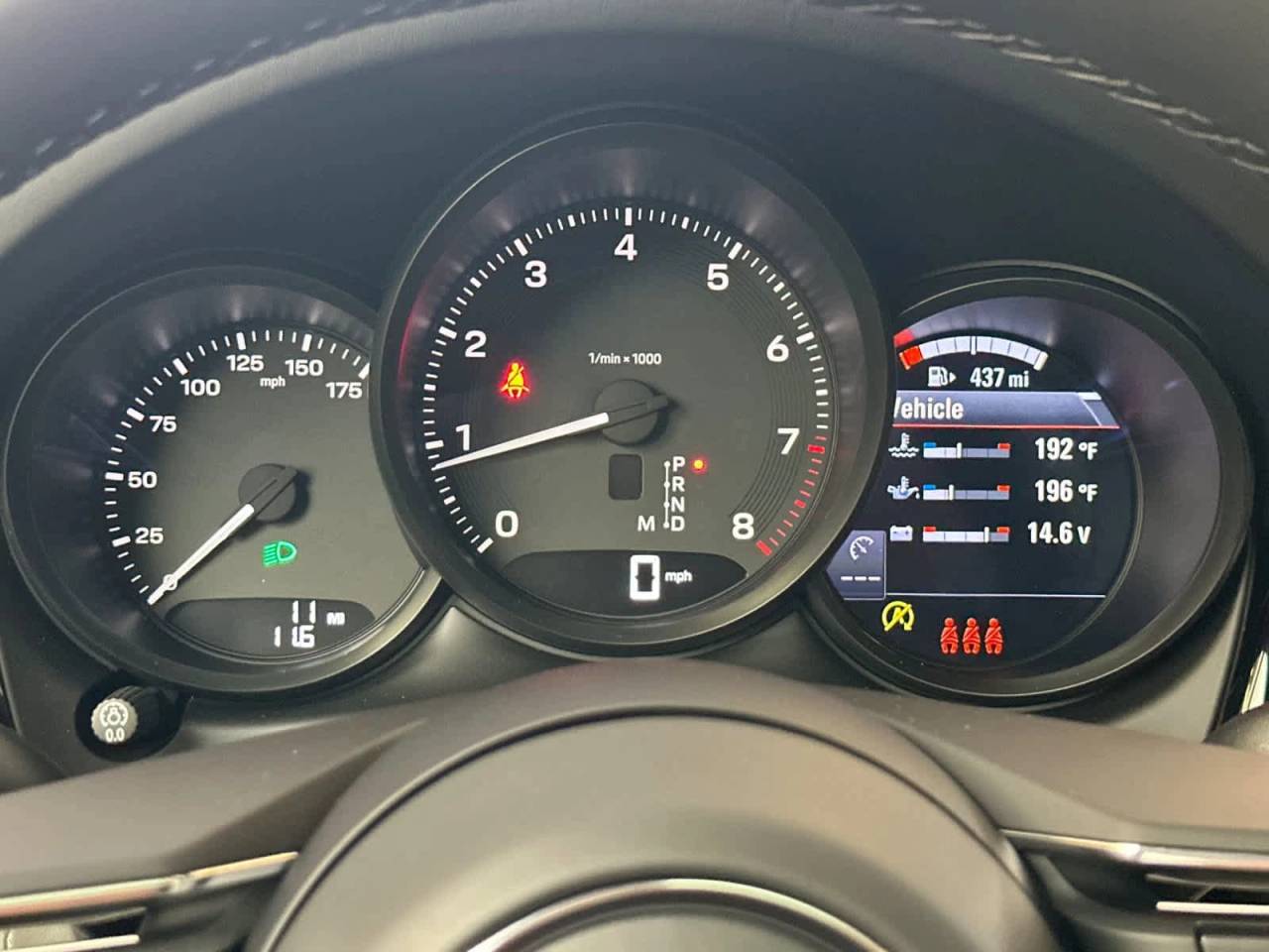 2026 Porsche Macan Base