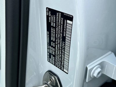 2026 Porsche Macan Base