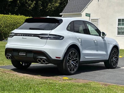 2026 Porsche Macan Base