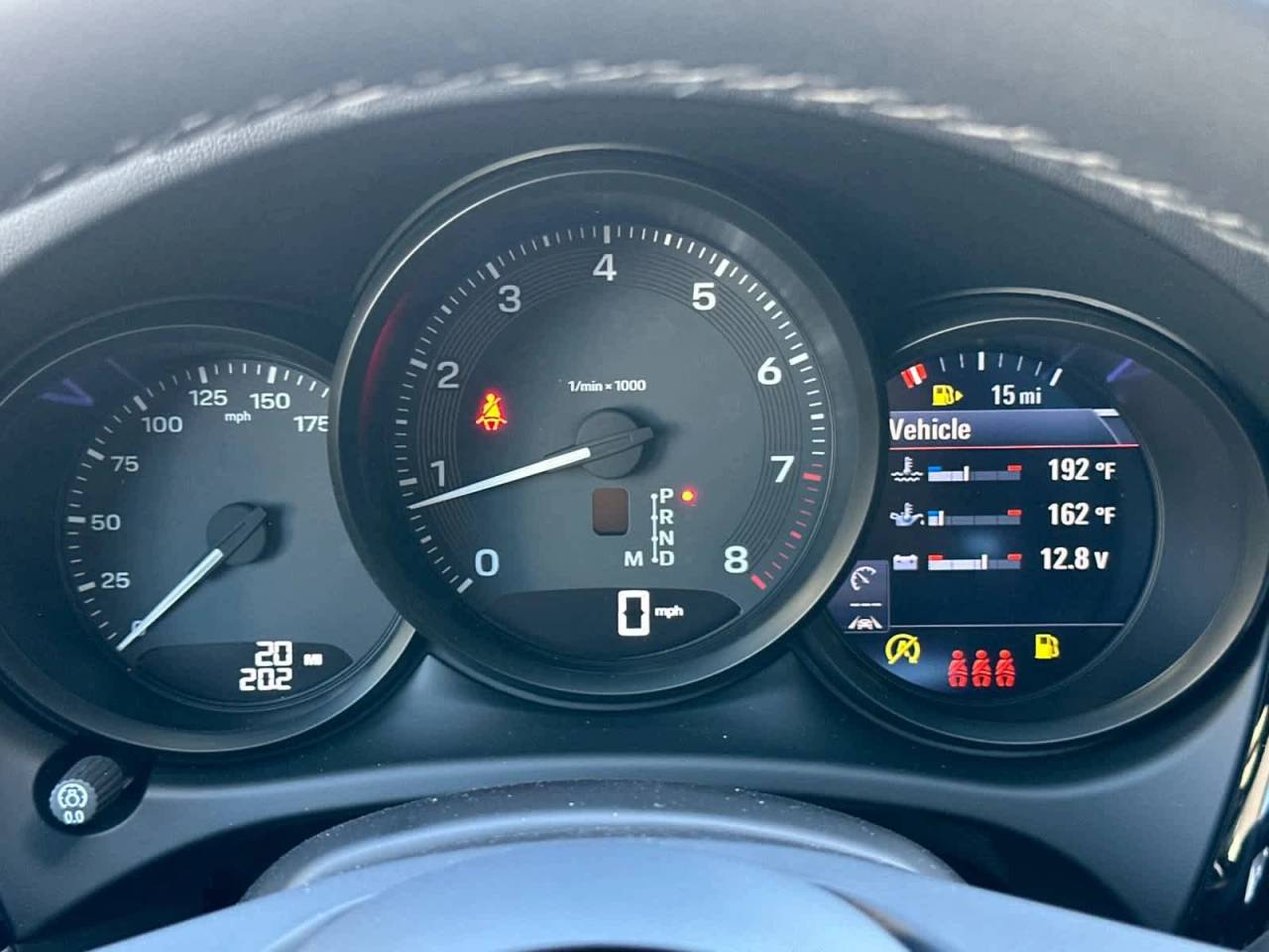 2026 Porsche Macan Base