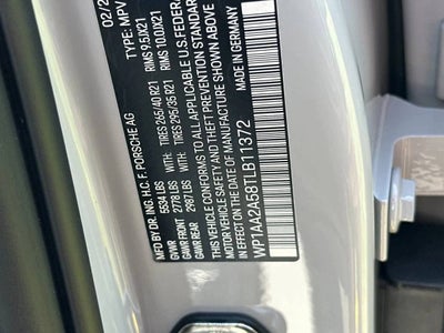 2026 Porsche Macan Base