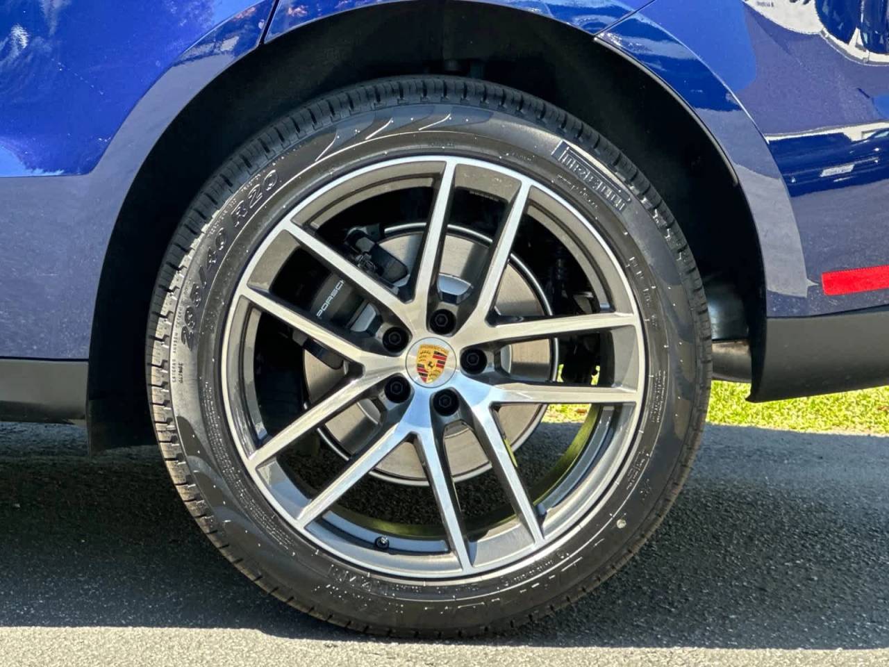 2026 Porsche Macan Base