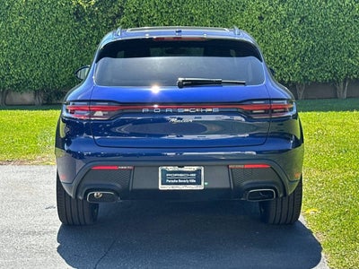 2026 Porsche Macan Base