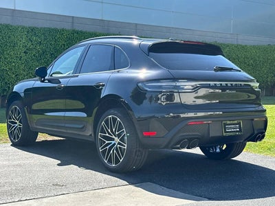 2026 Porsche Macan Base