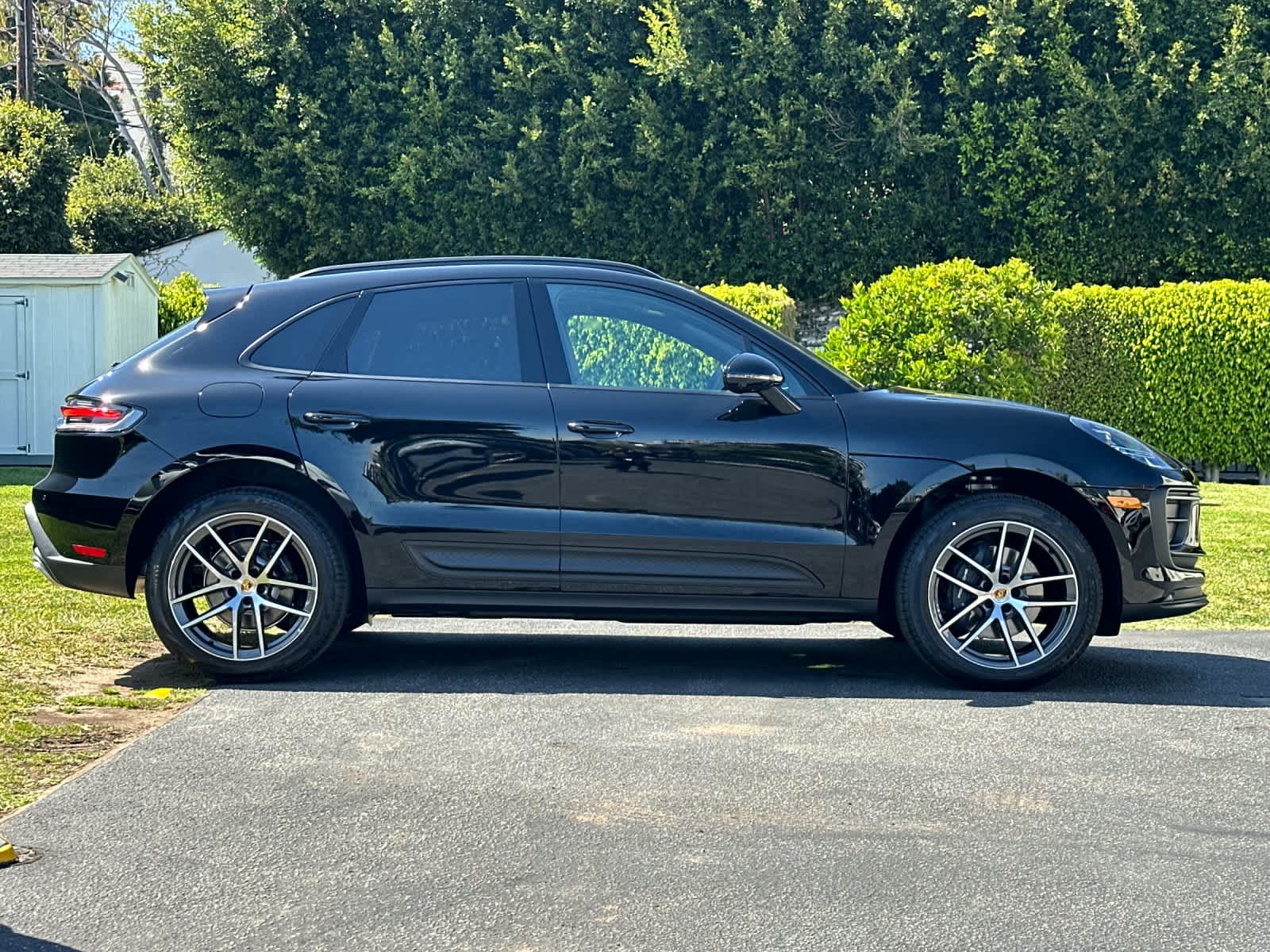 2026 Porsche Macan Base