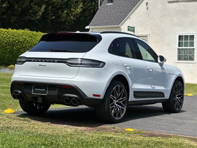 2026 Porsche Macan Base