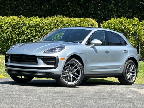 2026 Porsche Macan Base