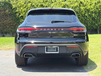 2026 Porsche Macan Macan