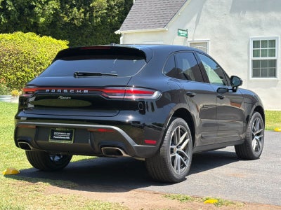 2026 Porsche Macan Macan
