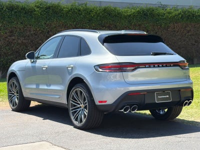 2026 Porsche Macan Macan