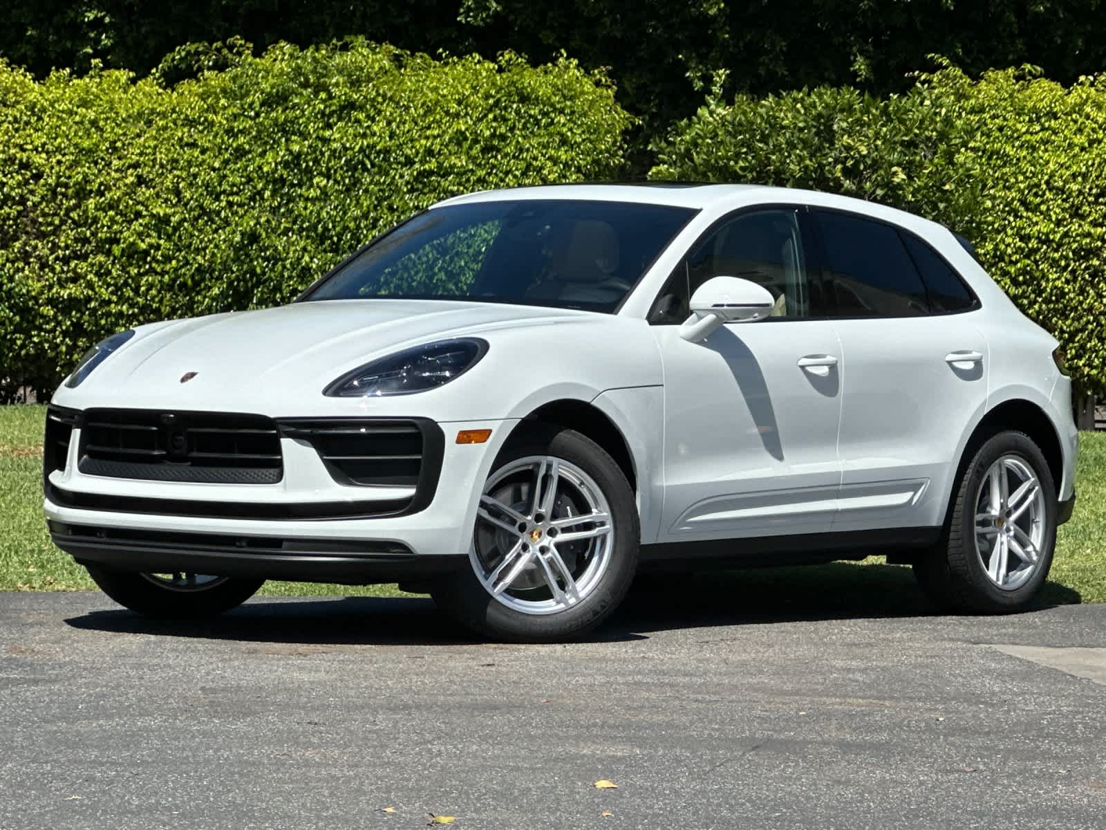 2026 Porsche Macan Macan