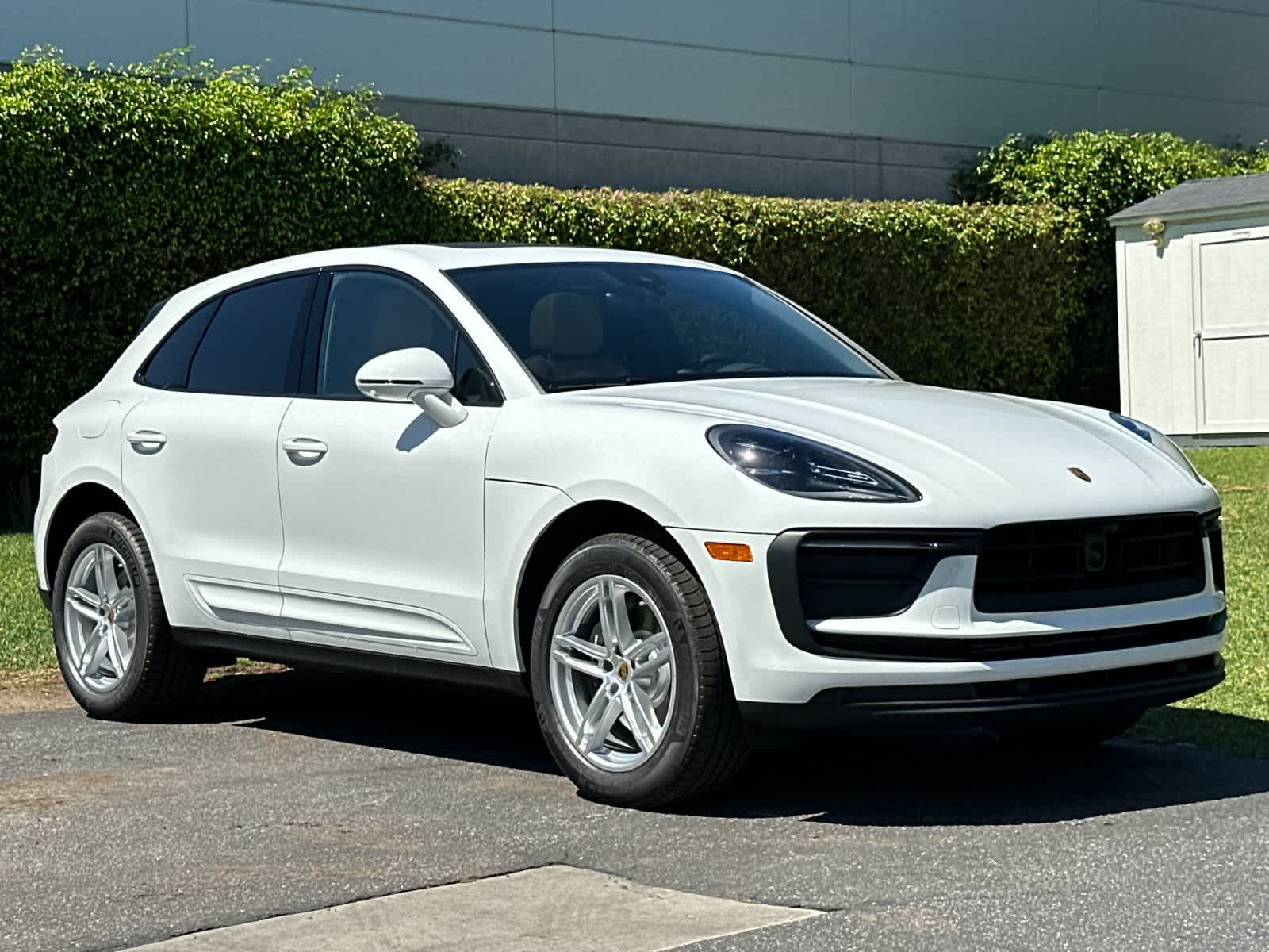 2026 Porsche Macan Macan