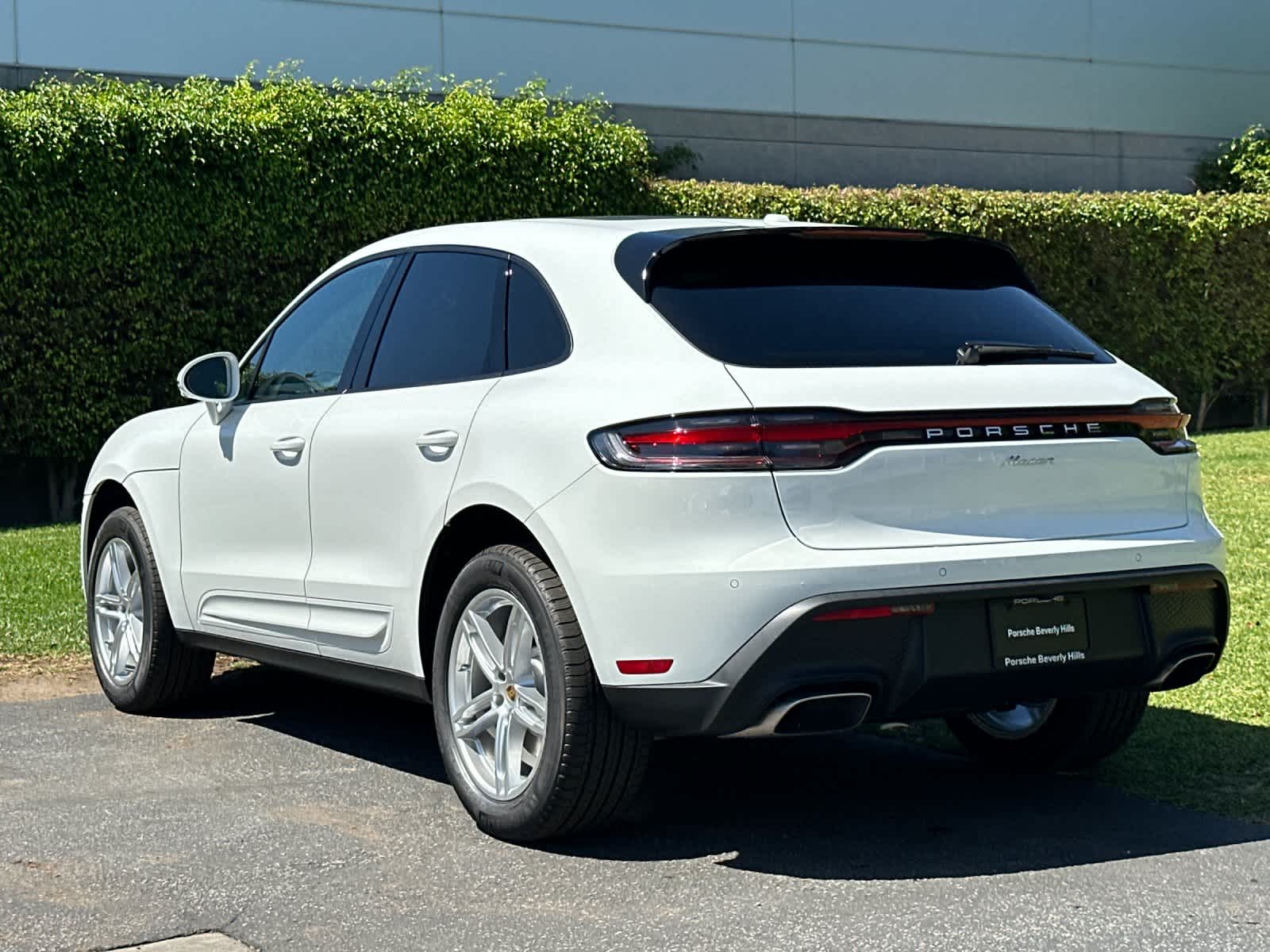 2026 Porsche Macan Macan