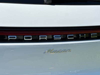 2026 Porsche Macan Macan