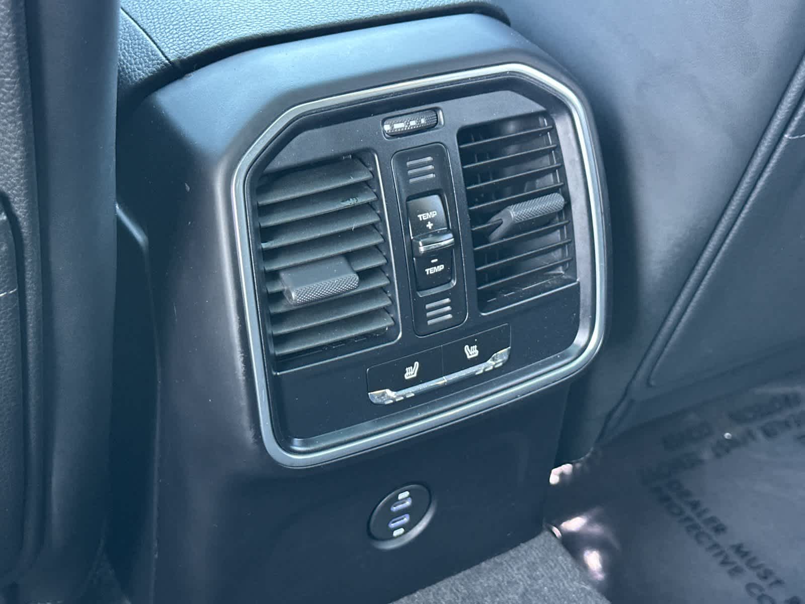 2023 Porsche Macan T