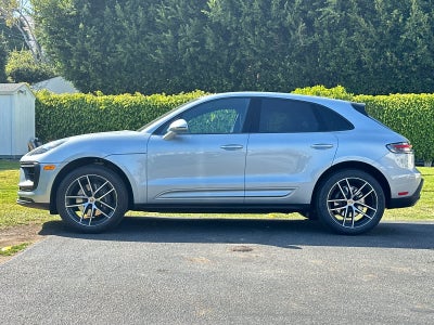 2023 Porsche Macan T