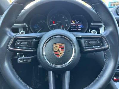 2023 Porsche Macan T
