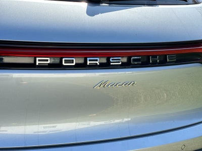 2023 Porsche Macan T