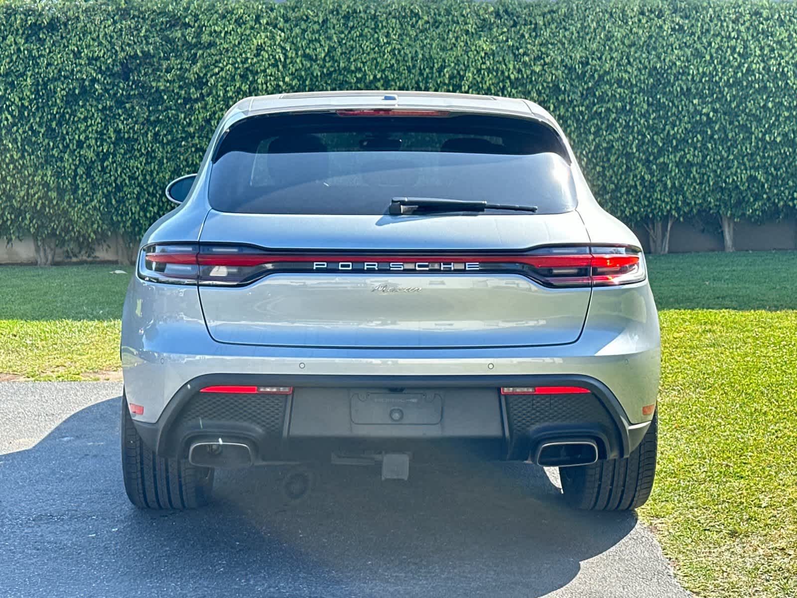 2023 Porsche Macan T